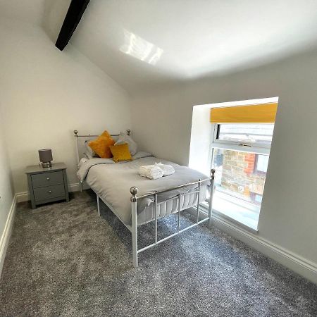 Yr Hen Bopty Villa Понтиприд Екстериор снимка