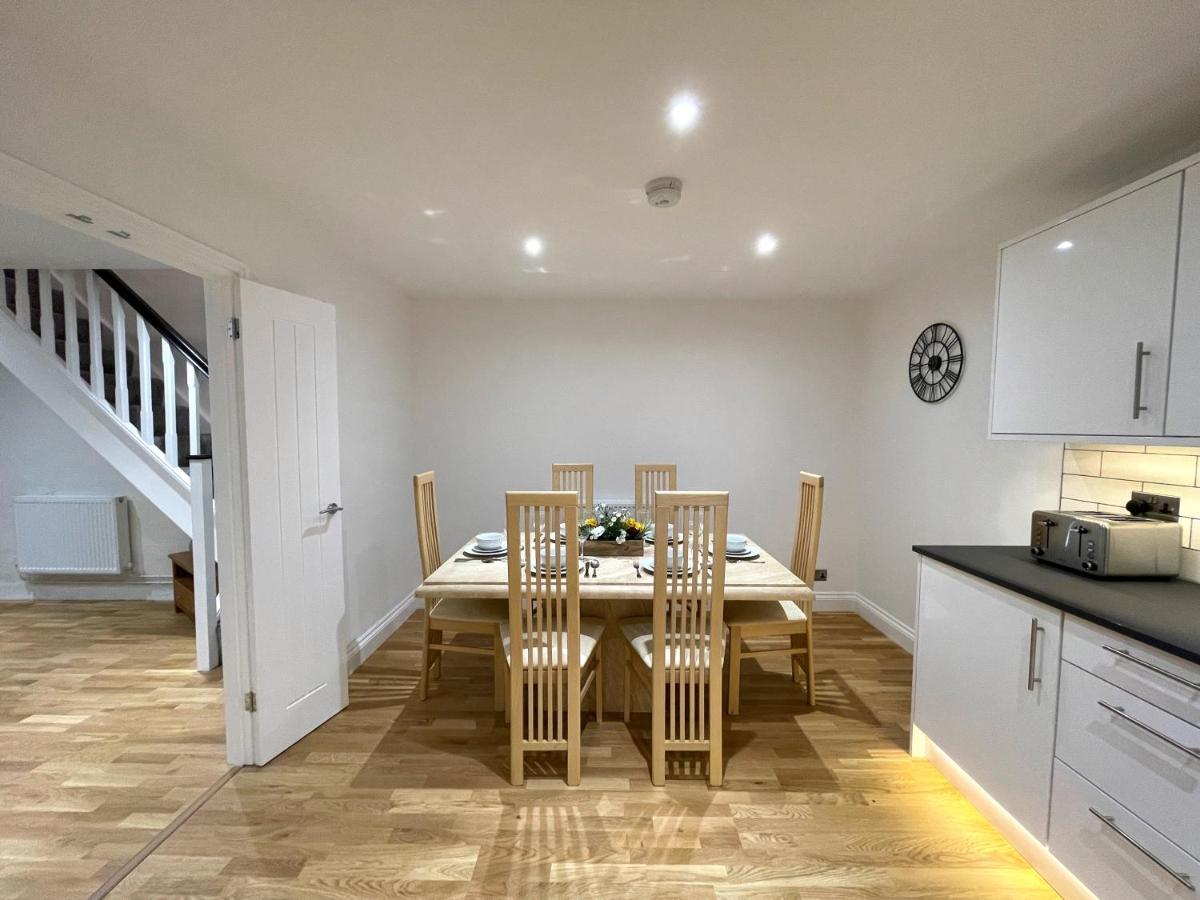 Yr Hen Bopty Villa Понтиприд Екстериор снимка